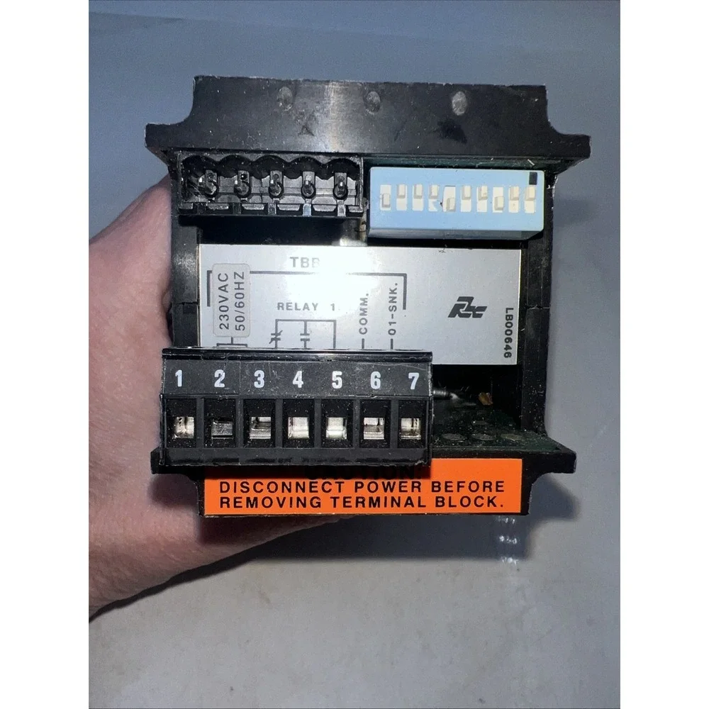 Red Lion Control LIBT1E Single Preset LCD Controller Libra Series 50/60HZ 230V